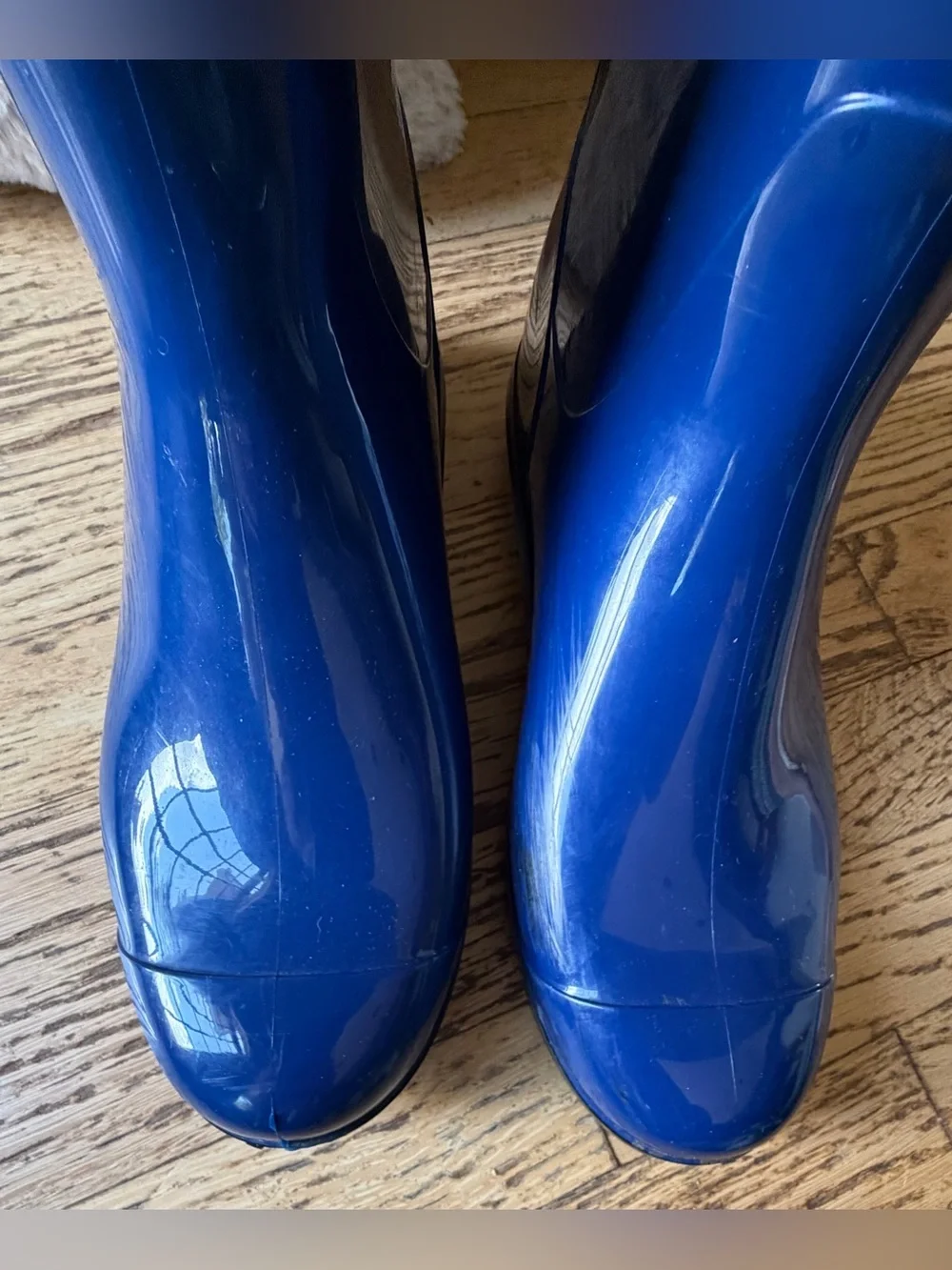 UGG Women’s 10 Blue Glossy Rubber Rain Boots Waterproof Made in USA Mid Calf
